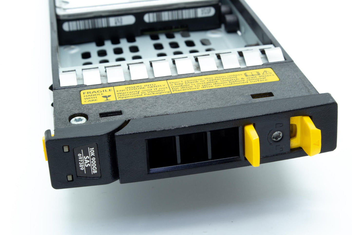 00GB SAS hard drive - 10,000 RPM, 2.5-inch small form factor (SFF), 6Gb/s transfer rate, 3PAR drive model HCBRE0900GBAS10K - Preferred spare part is 840457-001, ensure minimum OS is met - See advisory a00025786en_us - For use with 3PAR StoreServ 7000