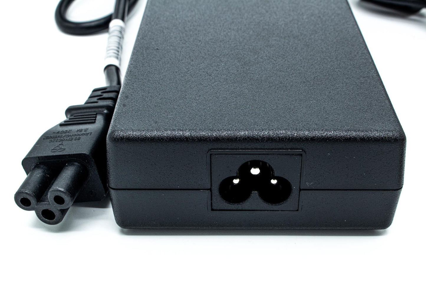 Dell AC adapter with 180W power output, 19.5V voltage, 3-pin connector, compatible with various Dell laptops