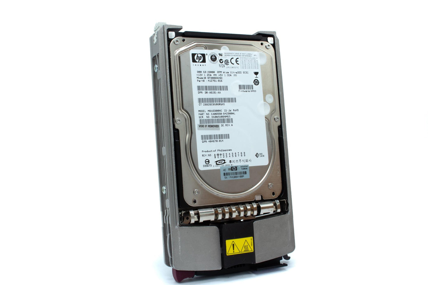 300GB universal hot-plug Ultra320 SCSI hard drive - 10,000 RPM, 3.5-inch large form factor (LFF) - Includes 1-inch high drive tray with 80-pin connector