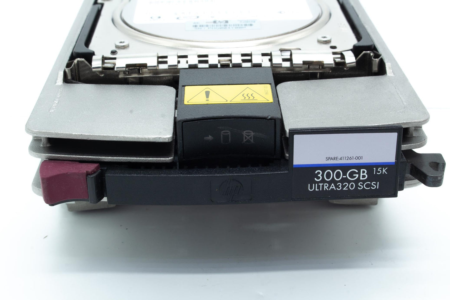 300GB universal hot-plug Ultra320 SCSI hard drive - 10,000 RPM, 3.5-inch large form factor (LFF) - Includes 1-inch high drive tray with 80-pin connector