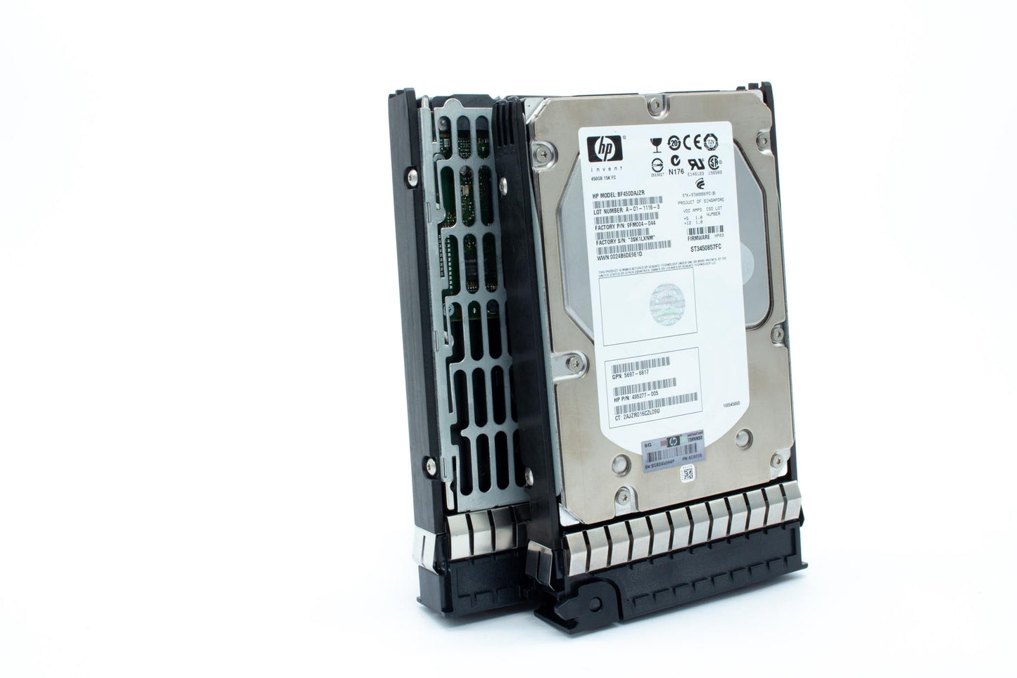 450GB dual-port hard disk drive - 15,000 RPM, 2/4 Gb/s transfer rate, Fibre Channel (FC) connector, 1.0-inch (2.54cm) form factor - For use with EVA 4400/6400/8400 and M6412 shelves