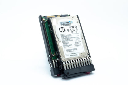 900GB hot-plug dual-port enterprise SAS hard disk drive - 6Gb/sec transfer rate, 10,000 RPM, 2.5-inch small form factor (SFF) - For use with EVA M6625 enclosure