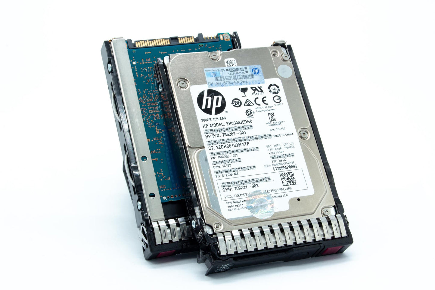 300GB hot-plug SAS hard disk drive - 12Gb/sec transfer rate, 15,000 RPM, 2.5-inch small form factor (SFF), SmartDrive Carrier (SC) - For use with Gen8/Gen9 or newer ;