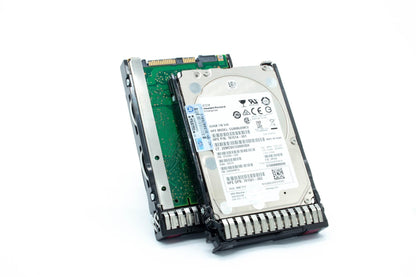 600GB hot-plug SAS hard disk drive - 12Gb/sec transfer rate, 10,000 RPM, 2.5-inch small form factor (SFF), SmartDrive Carrier (SC) - For use with Gen8/Gen9 or newer ;