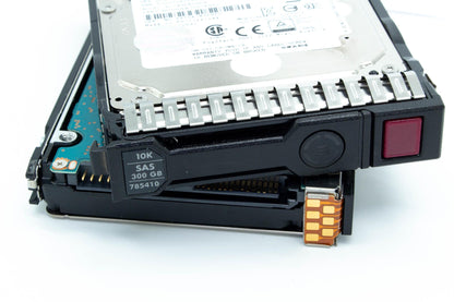 300GB hot-plug SAS hard disk drive - 10,000 RPM, 12Gb/sec transfer rate, 2.5-inch small form factor (SFF), SmartDrive Carrier (SC) - For use with Gen8/Gen9 or newer