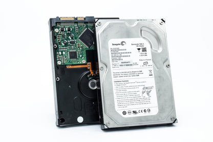 Seagate ST3160212A Barracuda 160GB Internal hard drive ATA-100 3.5" 7200 RPM.